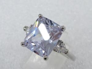 クリスタル　指輪(24号)